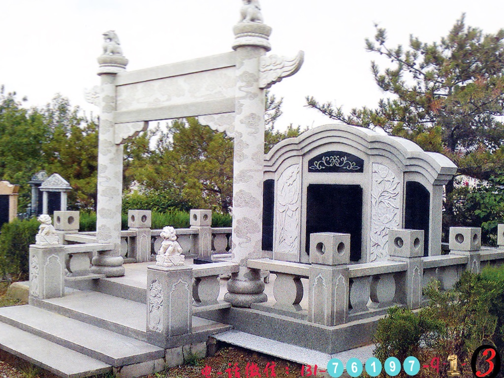 溫州地下陵園引發(fā)熱議：金色骨灰格位疊滿墻，價格4到6萬元引爭議